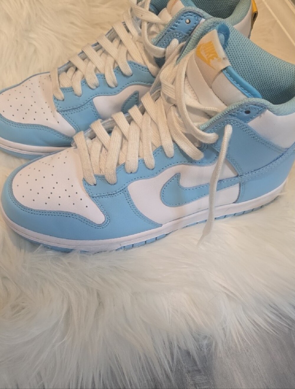 Nike High-Top Sneakers in White and Light Blue with Yellow Logo - Picture 2 of 5